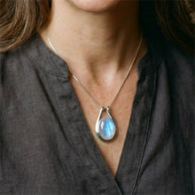 Collier en opale blanche vintage