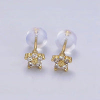 Boucles d'oreilles à clou avec délicate fleur