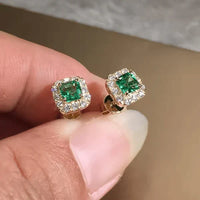 Boucles d'Oreilles Camélia en Or Élégant