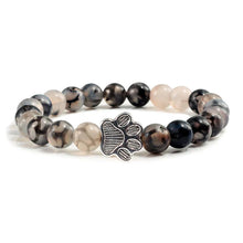 Bracelet avec des perles en forme de patte – Design en pierre naturelle