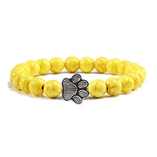 Bracelet avec des perles en forme de patte – Design en pierre naturelle