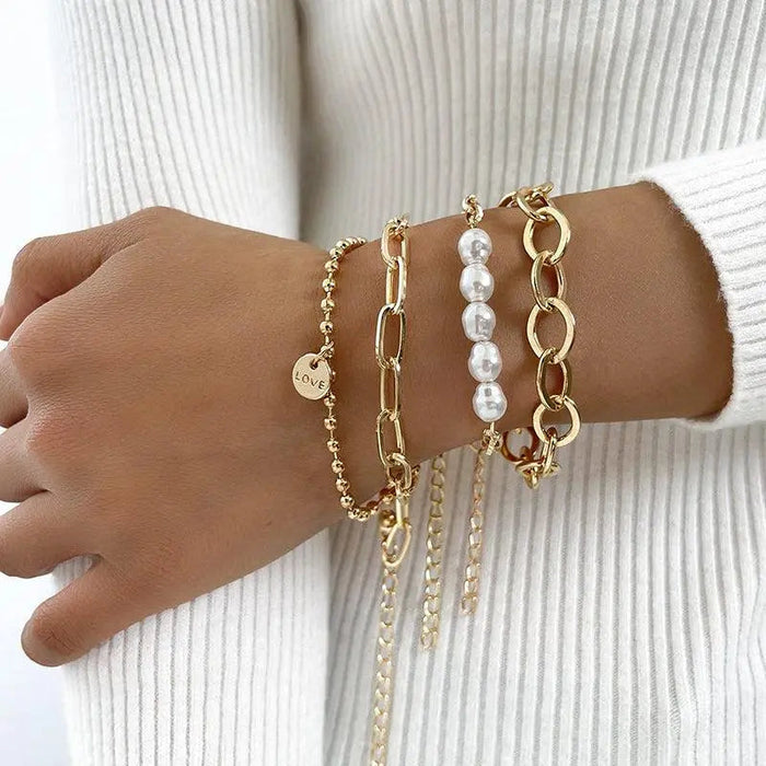 Bracelets en or avec perles