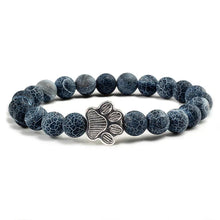 Bracelet avec des perles en forme de patte – Design en pierre naturelle