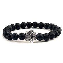 Bracelet avec des perles en forme de patte – Design en pierre naturelle