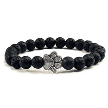 Bracelet avec des perles en forme de patte – Design en pierre naturelle