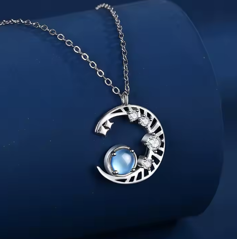 Collier en pierre de lune - Pendentif lune