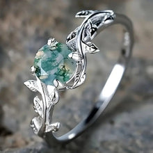 Bague Argentée avec Pierre Verte Vintage