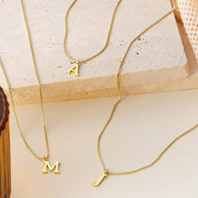 Collier en Or avec Lettre Initiale