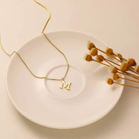 Collier en Or avec Lettre Initiale