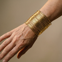 Bracelet ouvert avec spirale en or