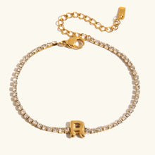 Bracelet Élégant en Or avec Lettre en Bulle