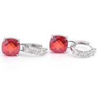 Boucles d'oreilles en rubis et diamant