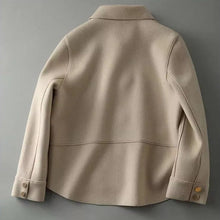 Liesel | Veste courte à boutons au style chaud pour femme