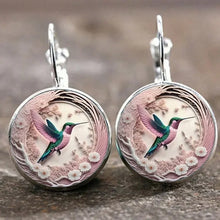 Collier avec Pendentif en Forme de Colibri avec Dôme en Verre