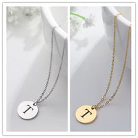 Collier en Or avec Pendentif de Lettre Élégante