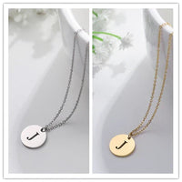 Collier en Or avec Pendentif de Lettre Élégante