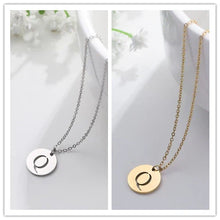 Collier en Or avec Pendentif de Lettre Élégante