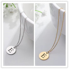 Collier en Or avec Pendentif de Lettre Élégante