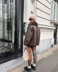 Auralith | Veste d'hiver à col large et fermeture boutonnée pour femme