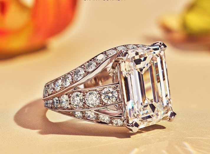 Bague carrée en alliage avec diamant