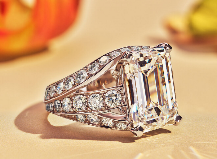 Bague carrée en alliage avec diamant