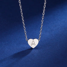 Collier Atemporal en Cœur avec Initiale