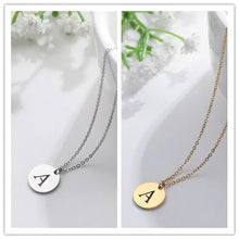 Collier en Or avec Pendentif de Lettre Élégante