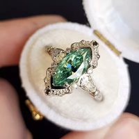 Bague Émeraude Marquise