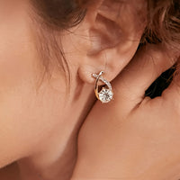 Boucles D'oreilles En Or Avec Croix Et Zirconiums