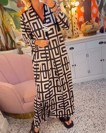 Robe à imprimé géométrique et col en V