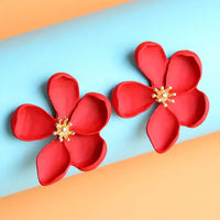 Boucles d'oreilles en fleur dorée