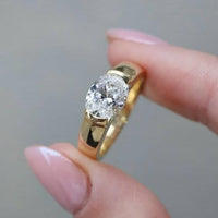 Bague vintage en or et zircon