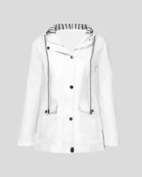 Veste Pour Femmes Avec Caractéristiques Étanche À L'eau Et Au Vent