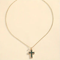 Collier en Or Croix Émeraude Sacrée