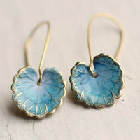 Boucles d'oreilles vintage en forme de feuille bleue
