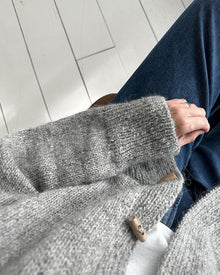 Cardigan uni à col montant et boutons en corne