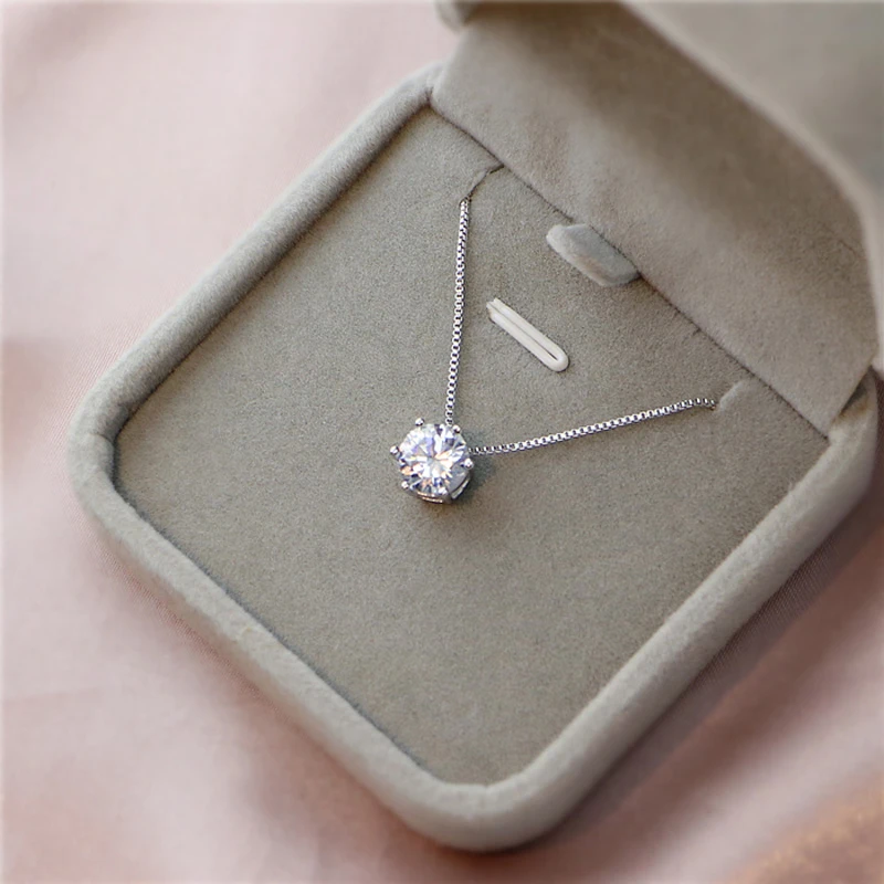 Collier en argent et zircon