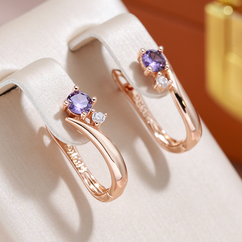 Boucles d'Oreilles Élégantes avec Zirconias Violettes