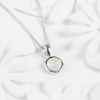 Collier en pierre de lune en argent