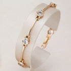 Bracelet élégant avec des zirconias en or