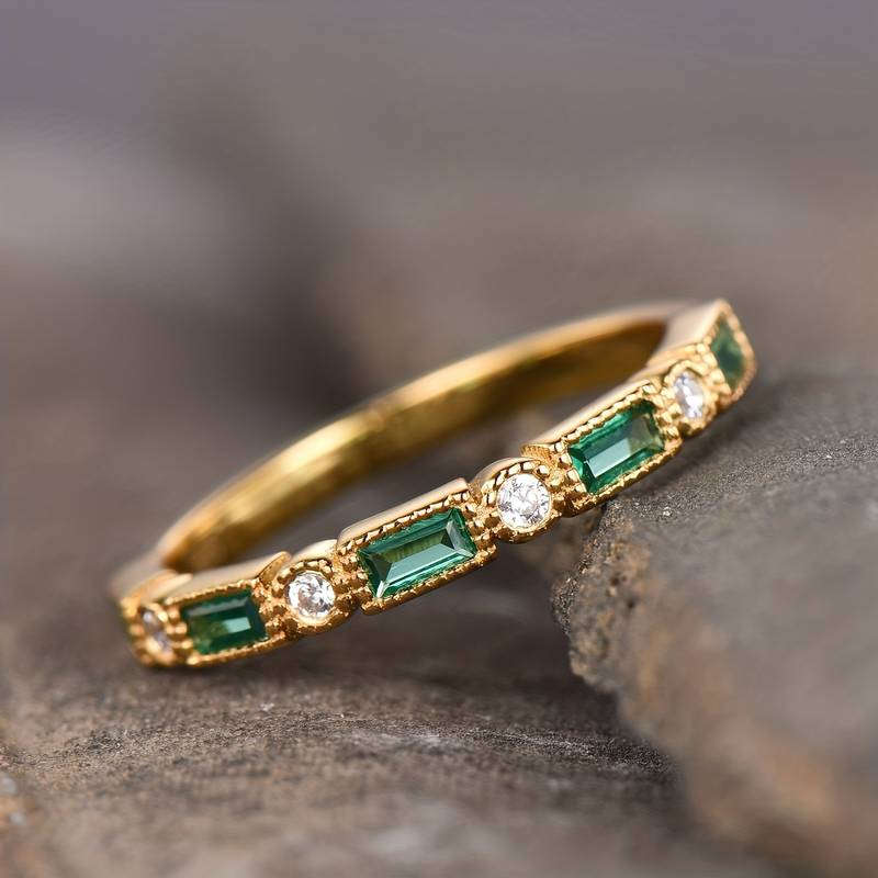 Bague Vintage avec Zircon et Diamants