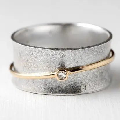 Bague vintage en argent avec zircon et bord doré