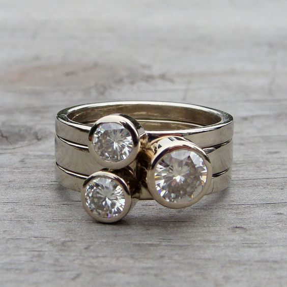 Bague Vintage ‘Triplo’ avec Zircon