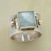 Bague vintage avec pierre de lune verte en forme carrée