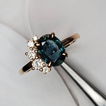 Bague Vintage en Cristal Bleu et Zircon