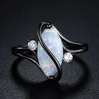 Bague Vintage Noire avec Pierre Précieuse