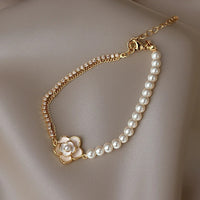 Bracelet floral vintage avec perles et or