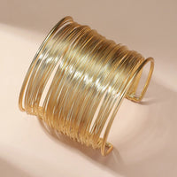 Bracelet ouvert avec spirale en or