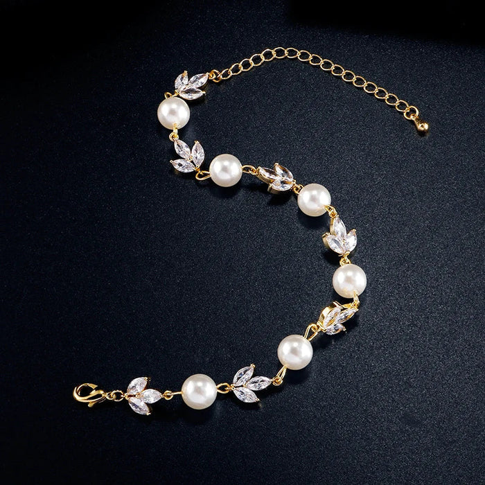 Bracelet vintage avec perles et feuilles en or
